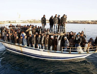Ύπατη Αρμοστεία του ΟΗΕ: Μεταφορά περισσότερων αιτούντων άσυλο στην ενδοχώρα